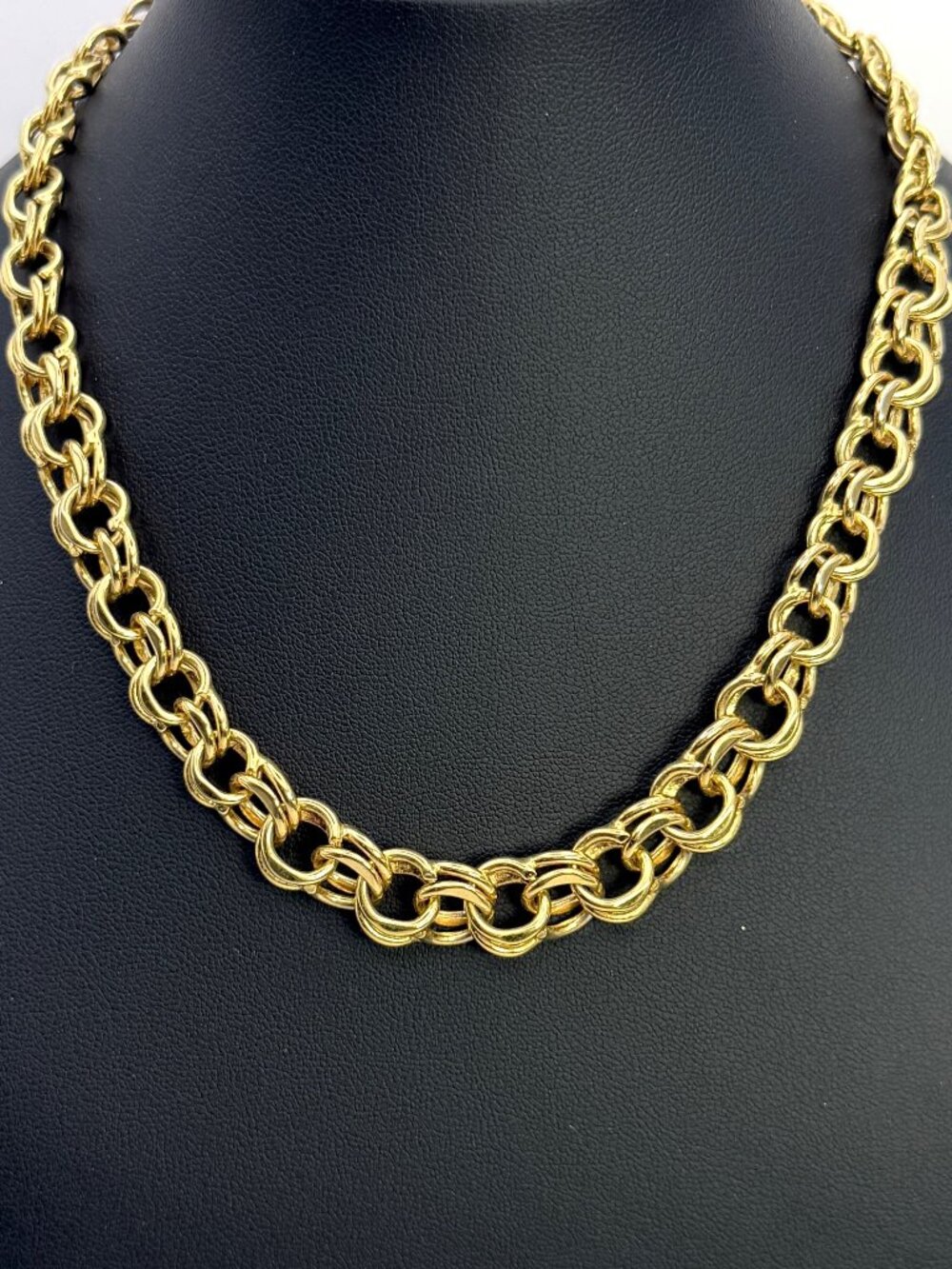 Vintage Monet Chunky Double Link Chain Collar Necklace Gold Tone 15”
